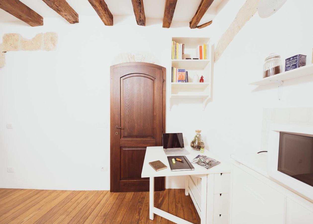 Appartamento Maestrale - Quartiere Castello Cagliari Bagian luar foto