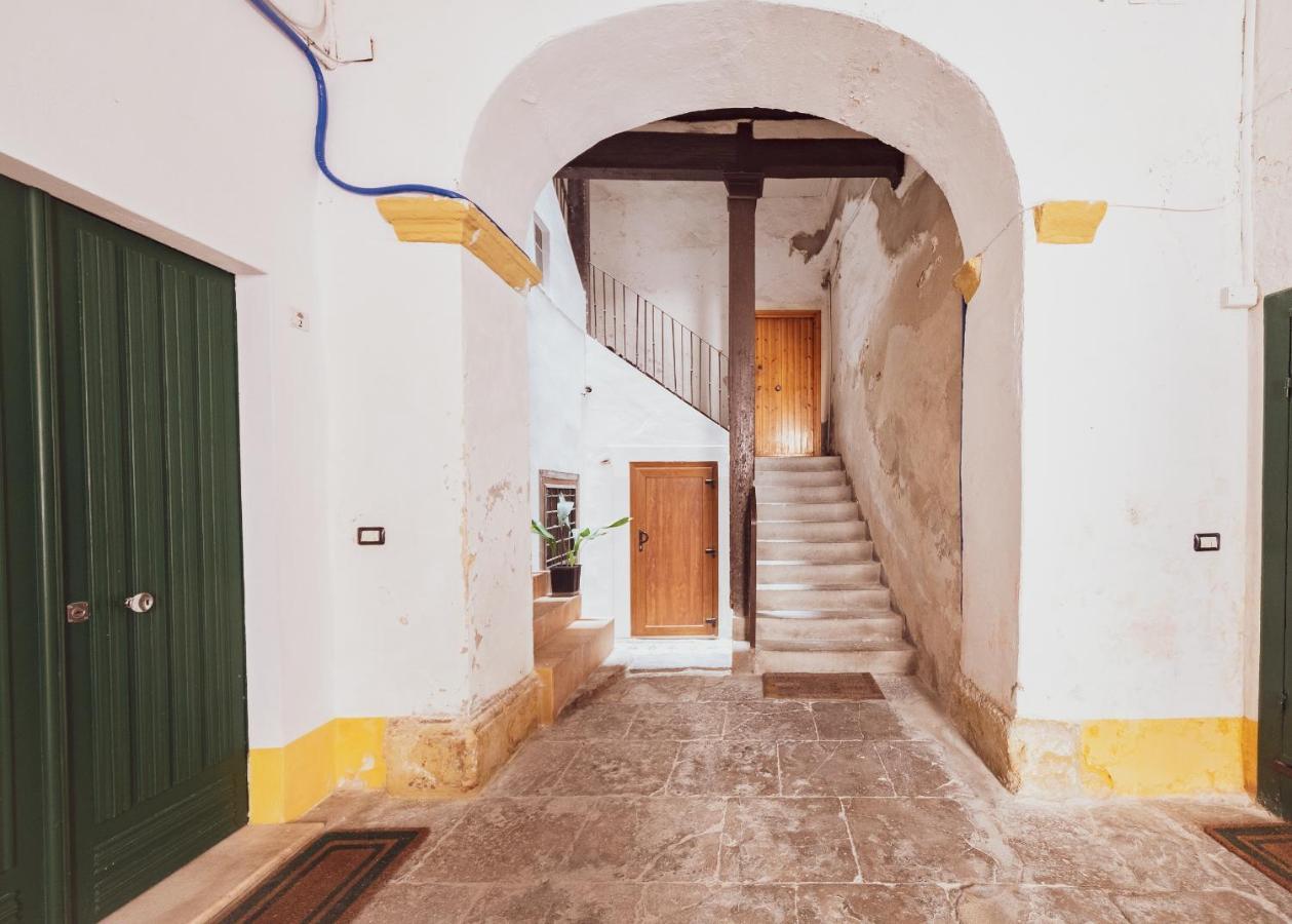 Appartamento Maestrale - Quartiere Castello Cagliari Bagian luar foto