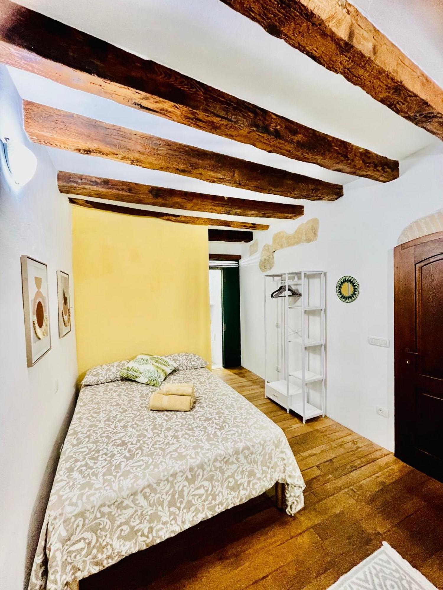 Appartamento Maestrale - Quartiere Castello Cagliari Bagian luar foto