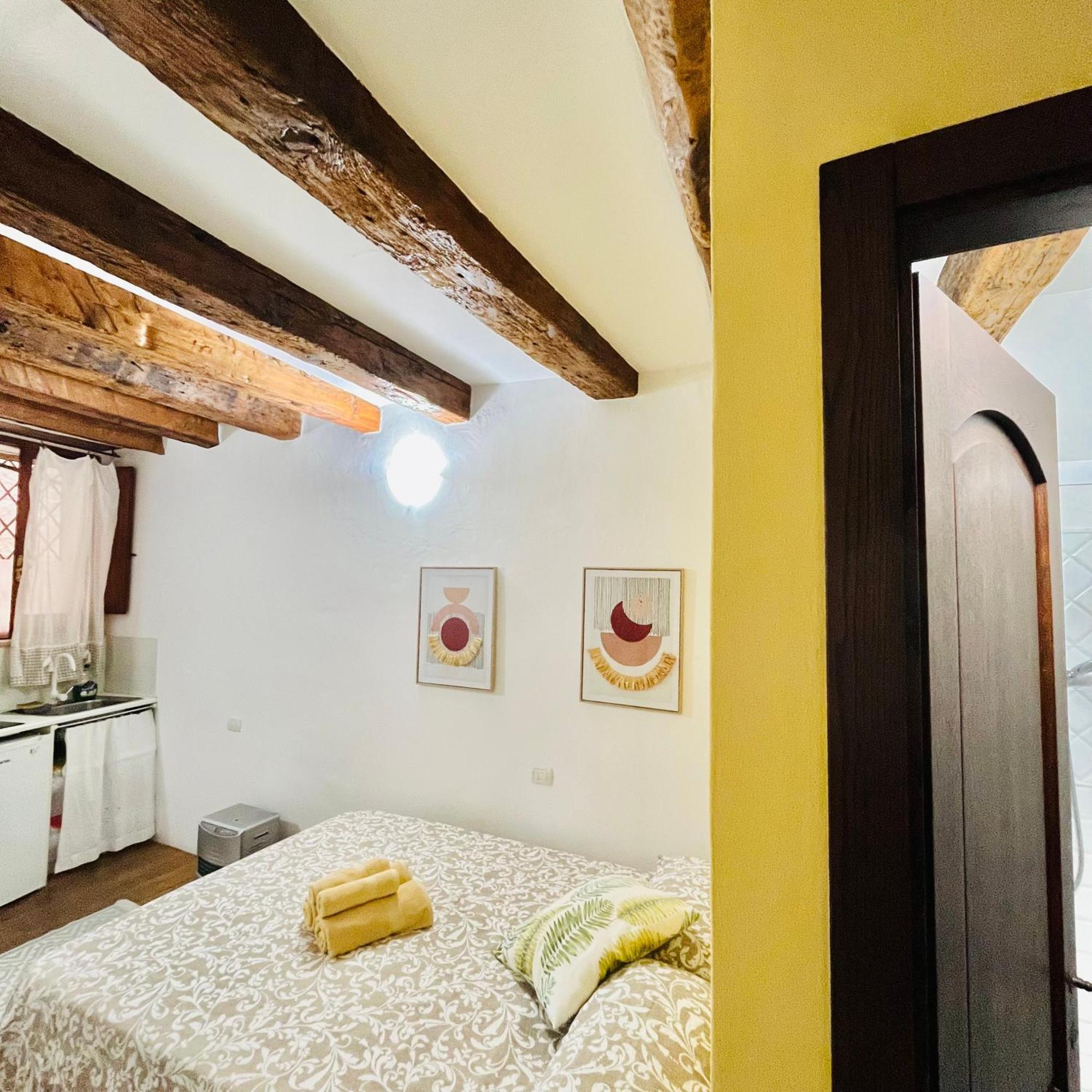 Appartamento Maestrale - Quartiere Castello Cagliari Bagian luar foto